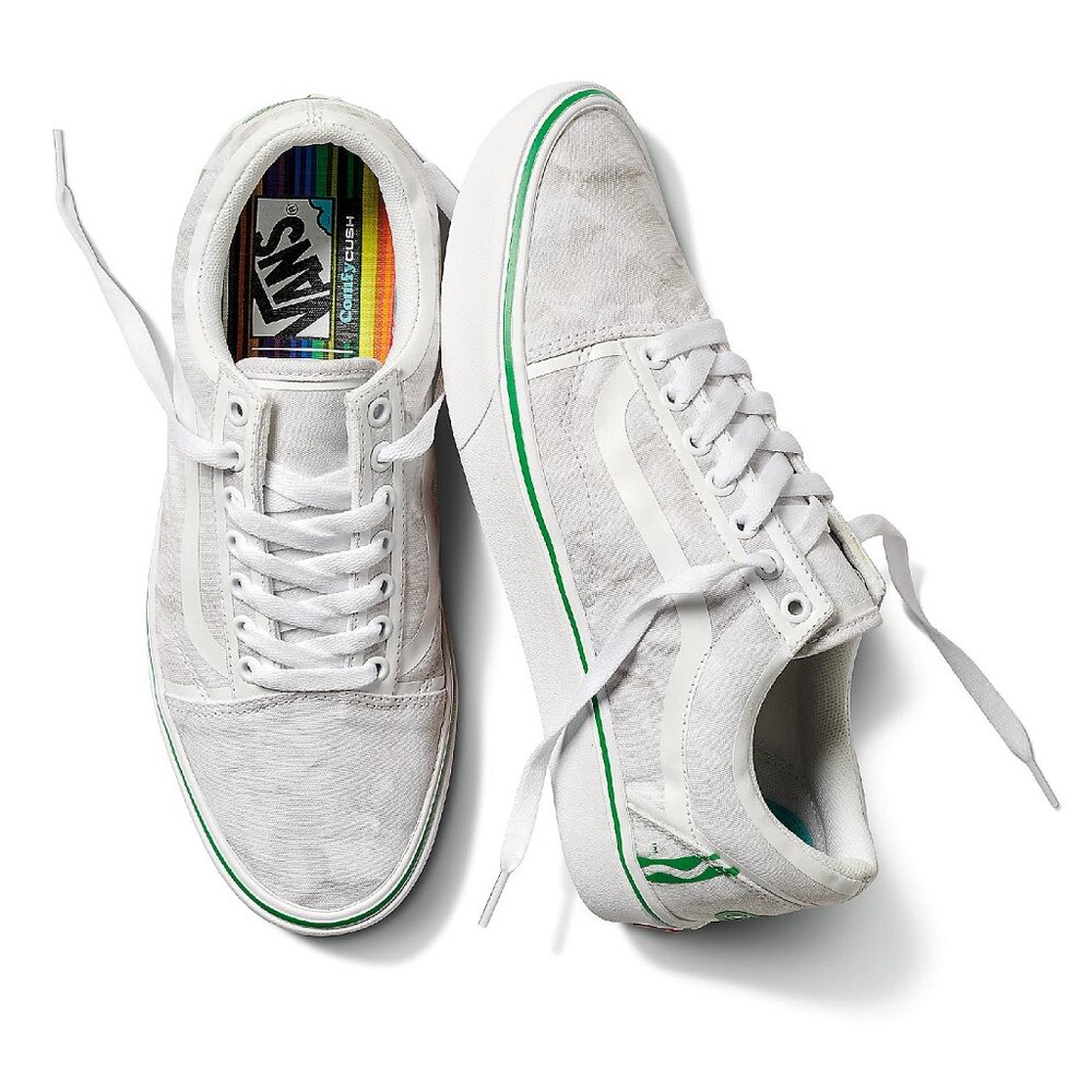 New! VANS x Crayola ComfyCush Old Skool DIY Shoes